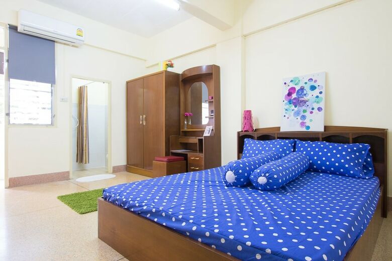 Hotel Homeplace Residence