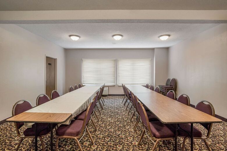 Hotel Quality Inn & Suites Lawrence - University Area