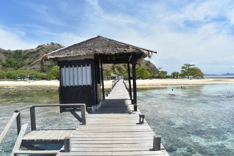 Hostal Kanawa Beach Resort