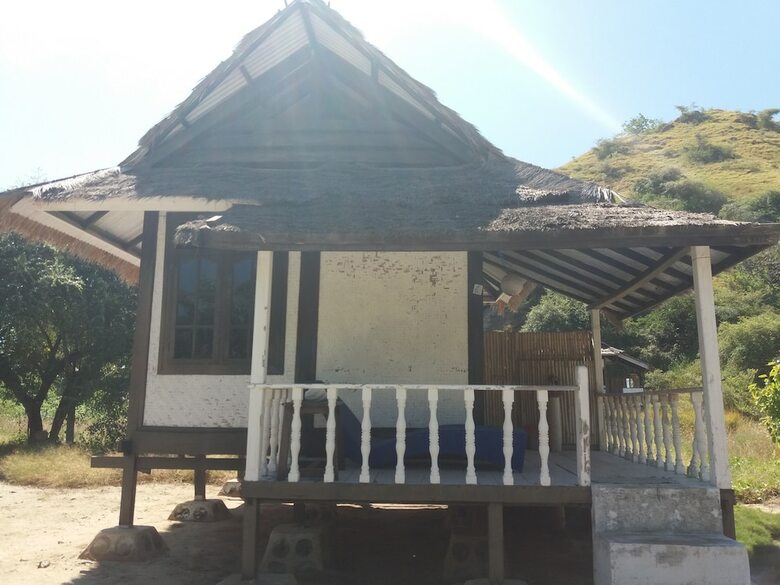 Hostal Kanawa Beach Resort