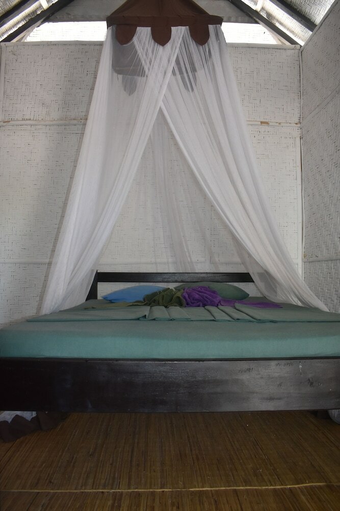 Hostal Kanawa Beach Resort