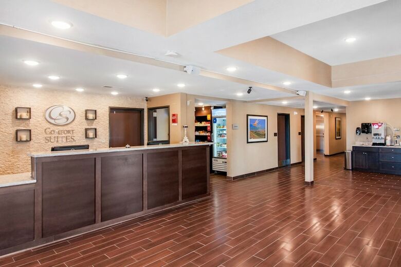 Hotel Comfort Suites La Vista - Omaha