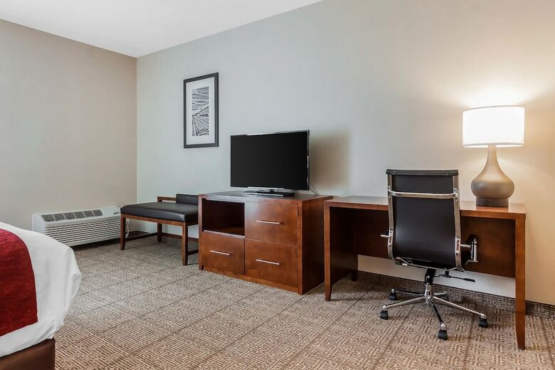 Hotel Comfort Suites La Vista - Omaha