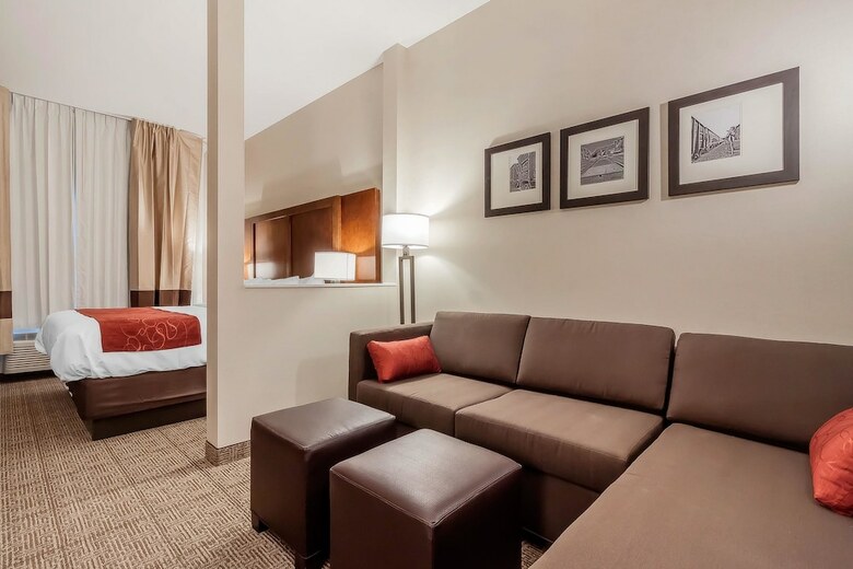 Hotel Comfort Suites La Vista - Omaha