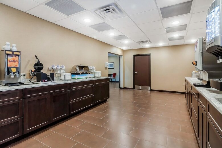 Hotel Comfort Suites La Vista - Omaha