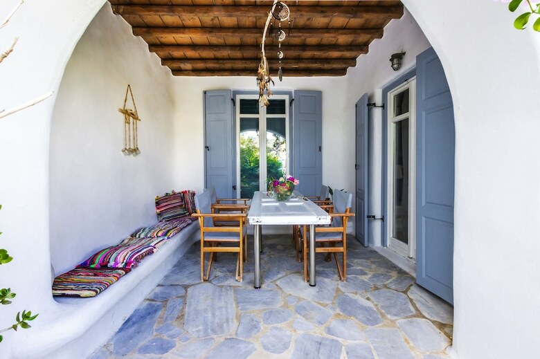 Apartamentos Ornos Suites
