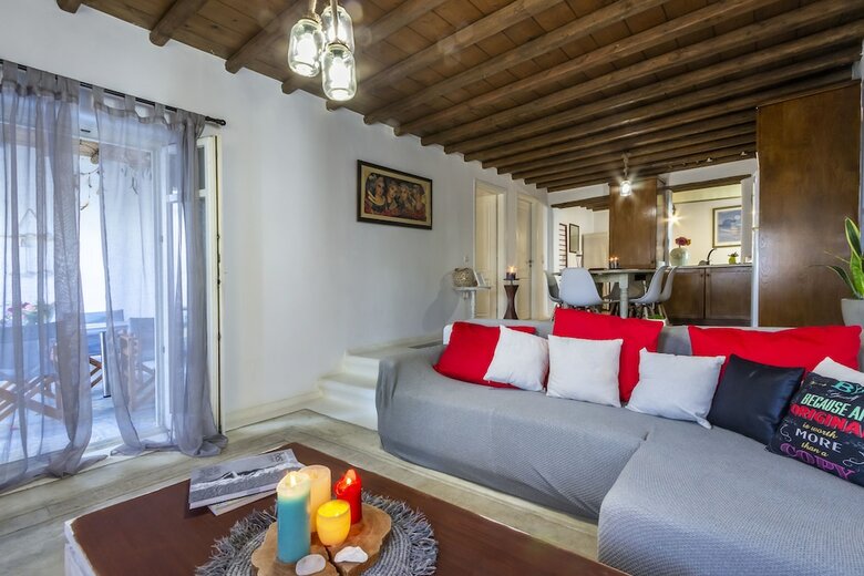 Apartamentos Ornos Suites