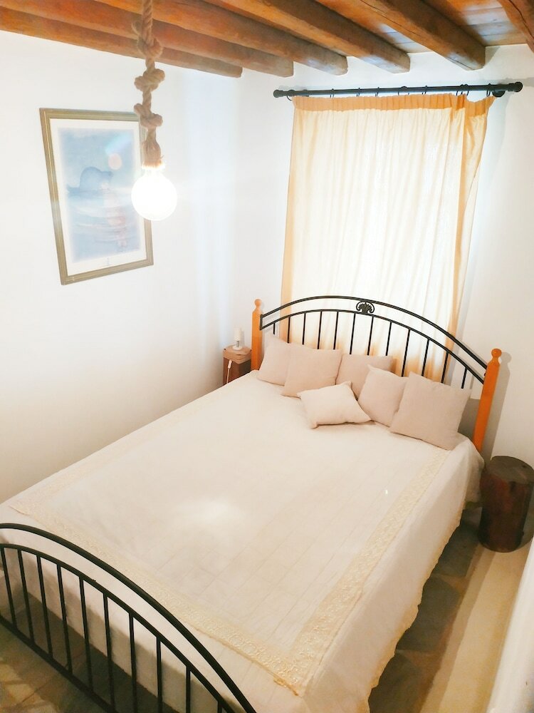 Apartamentos Ornos Suites