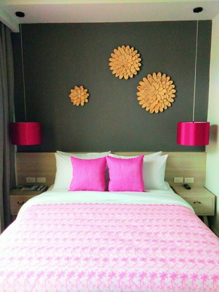 Hotel Mukrada House