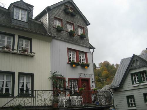 Bed & Breakfast G�stehaus Luise