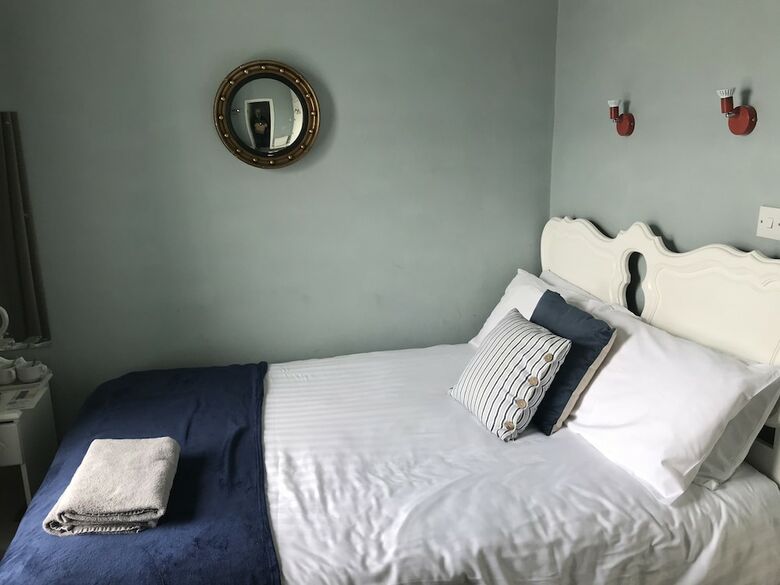 Hotel Rolling Wave Guesthouse