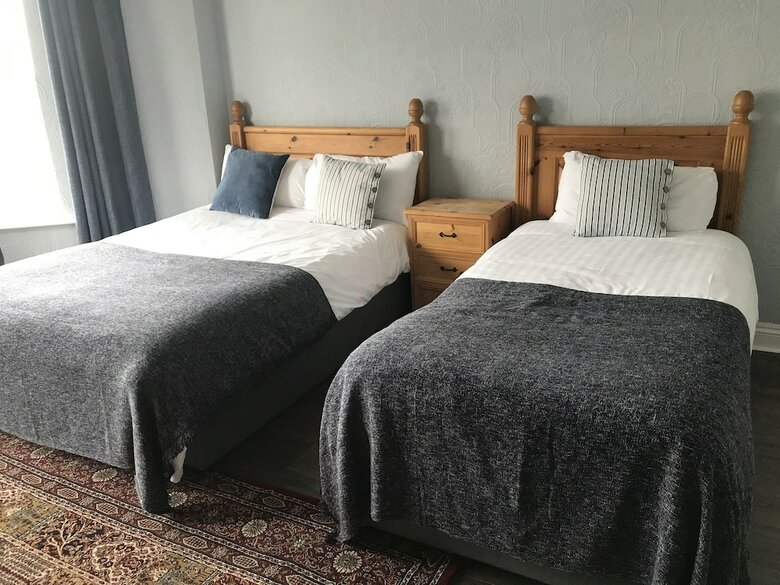 Hotel Rolling Wave Guesthouse