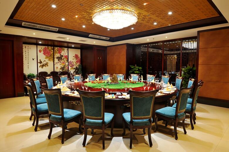 Dinis Business Hotel Kaiyuan Branch