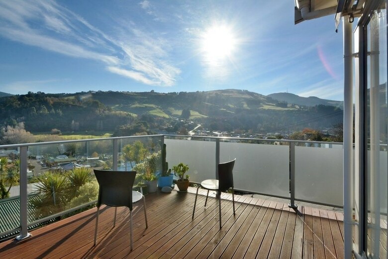 Baldwin Street Retreat