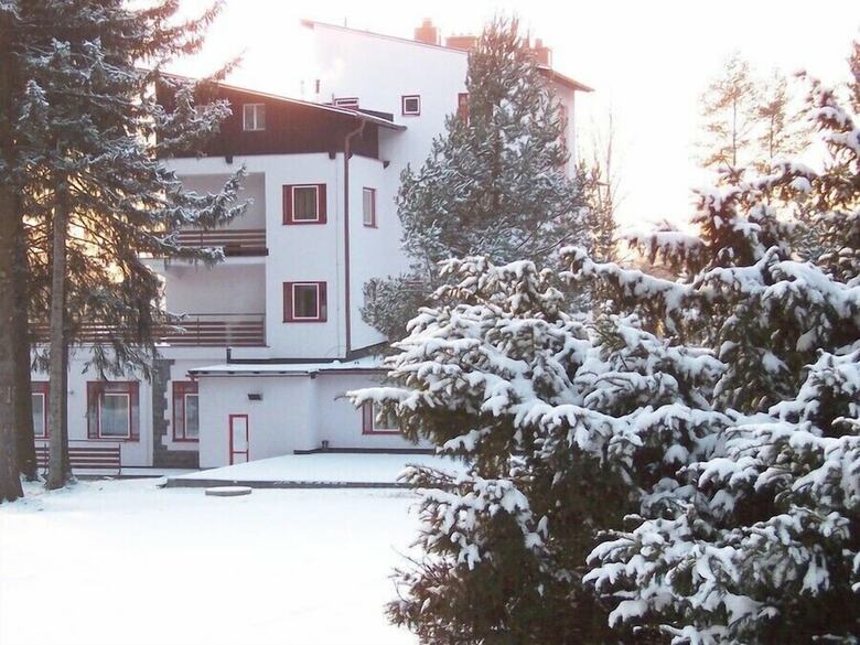 Hotel M�nes