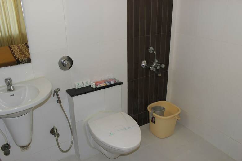 Hotel Mount Residency