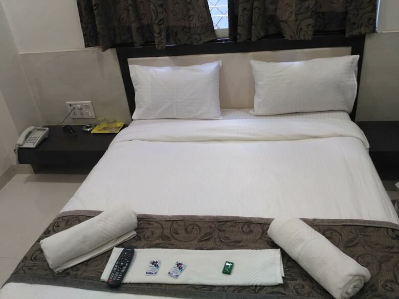 Hotel Everest Inn