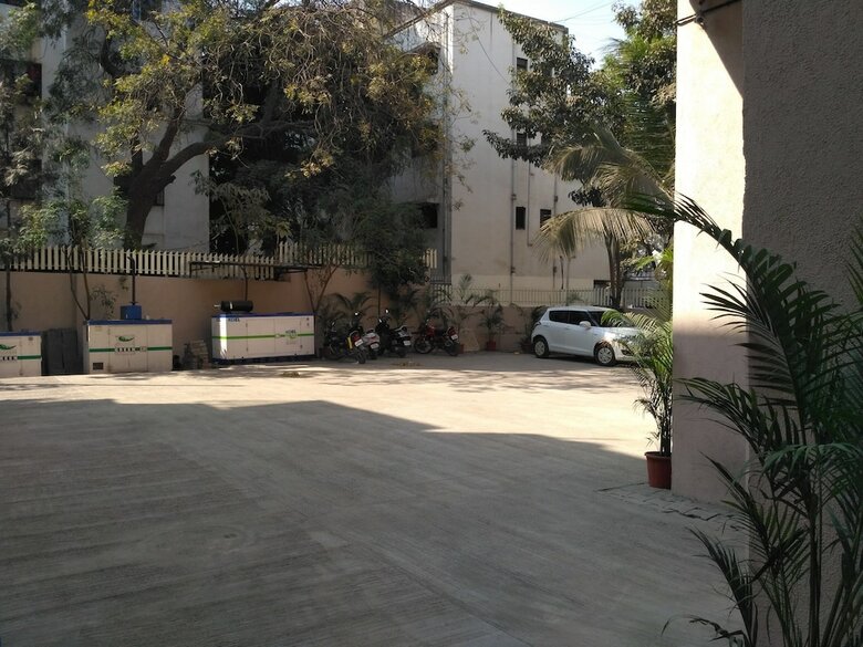 Hotel Everest Inn