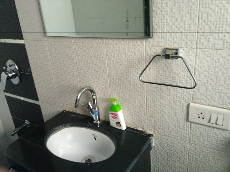 Hotel Everest Inn