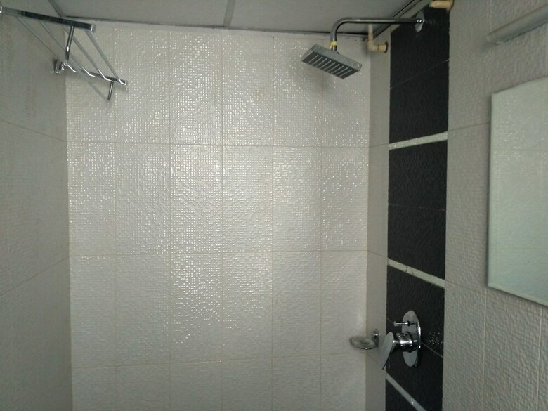 Hotel Everest Inn