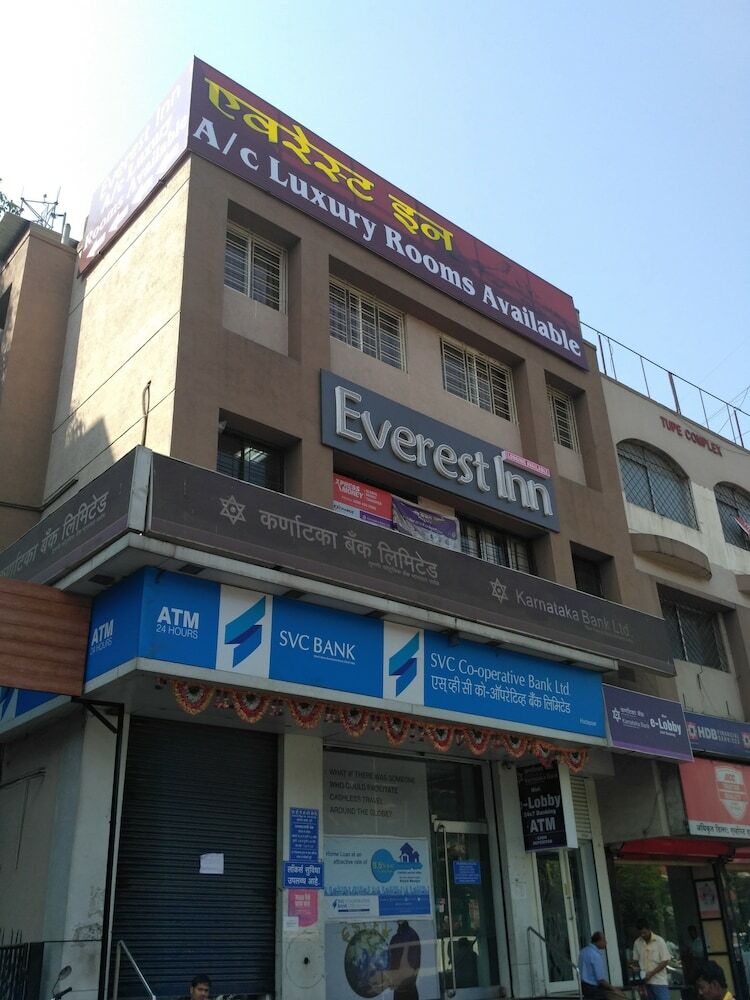 Hotel Everest Inn