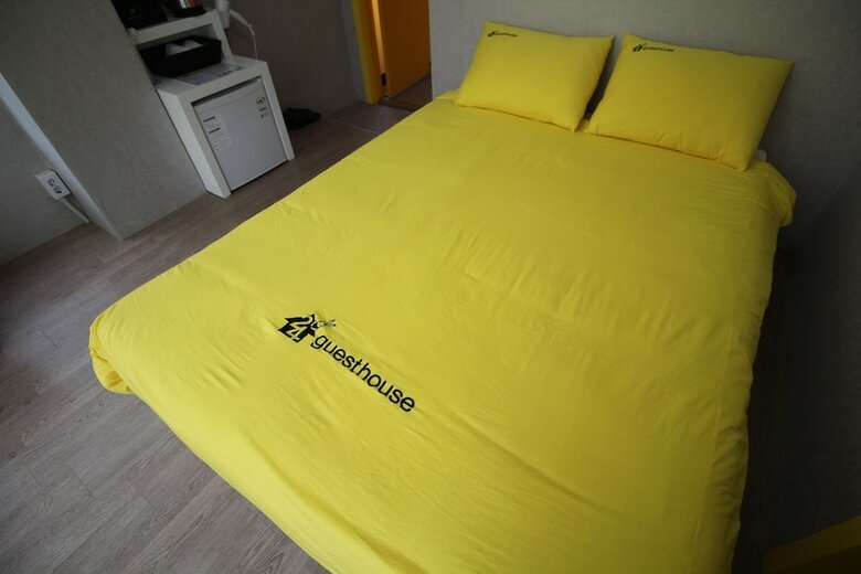 Hotel 24 Guesthouse Nampo Station