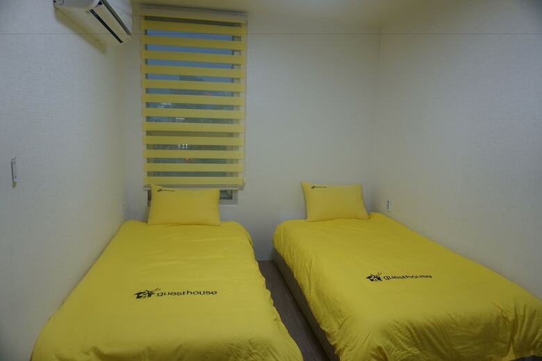 Hotel 24 Guesthouse Nampo Station