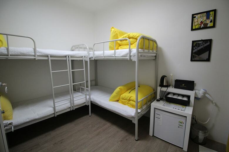Hotel 24 Guesthouse Nampo Station