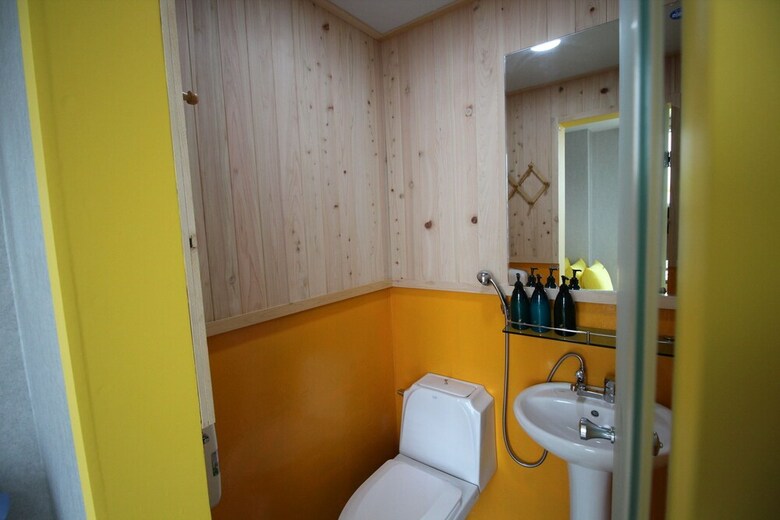 Hotel 24 Guesthouse Nampo Station