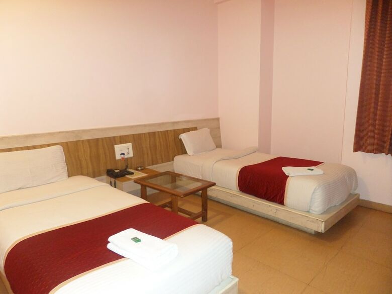 Hotel Neelam Executive