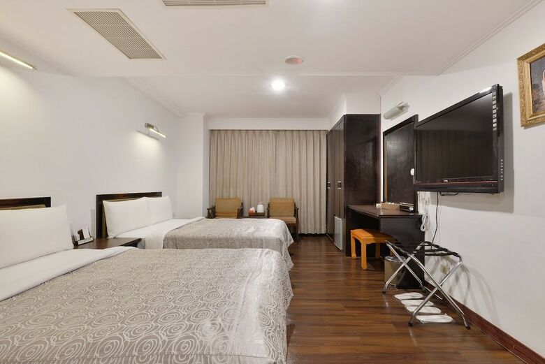 Kaja Hotel
