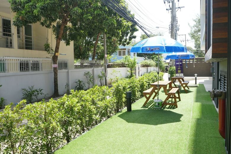 Hotel Q Space Residence