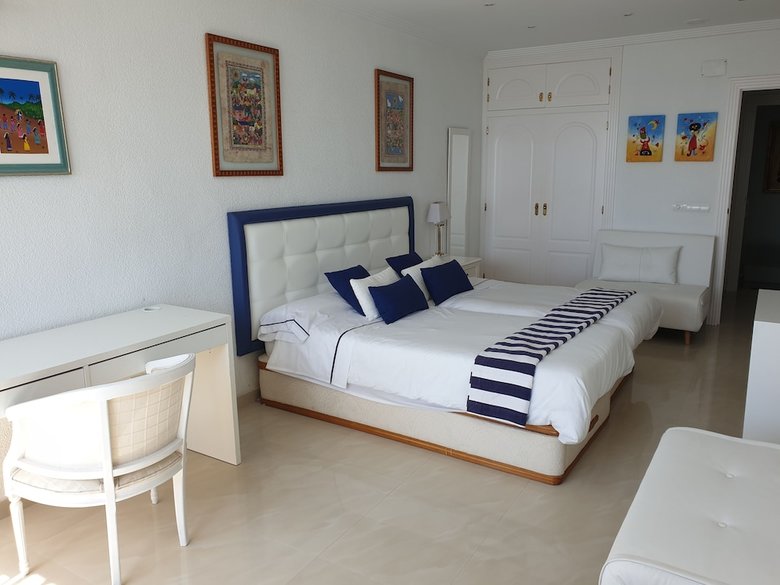 Sea Dreams House Free Wifi, A. A., Barbecue