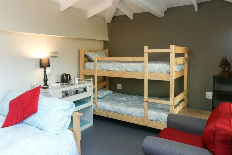 Hostal Strand Guesthouse - Hostel