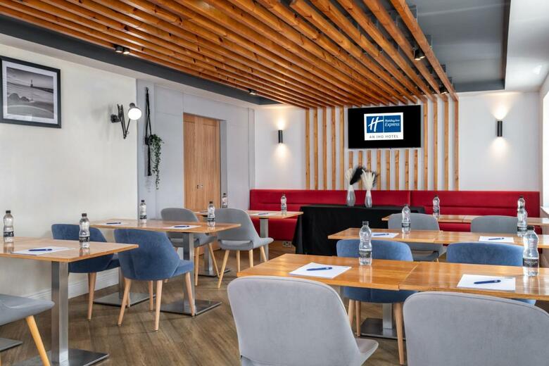Hotel Express By Holiday Inn Aberdeen City Centre