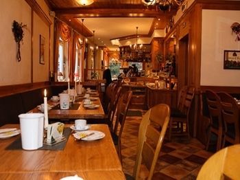 Hotel Alt Montjoie