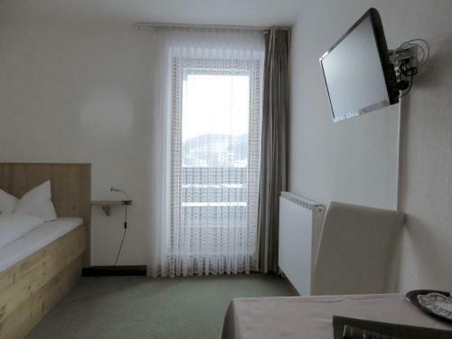 Hostal Hotel Garni Post