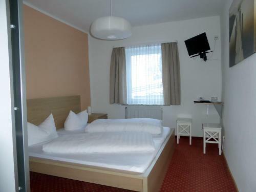 Hostal Hotel Garni Post