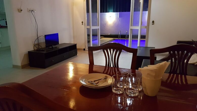 Tripper's Private Villa