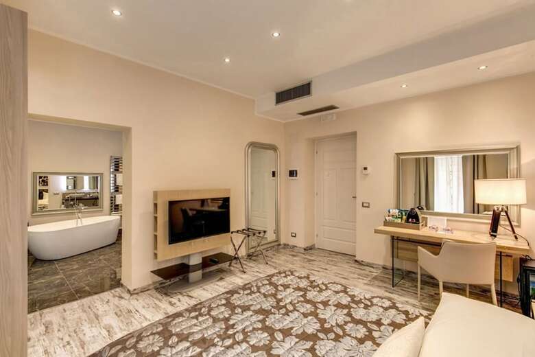 Hotel Colonna 18