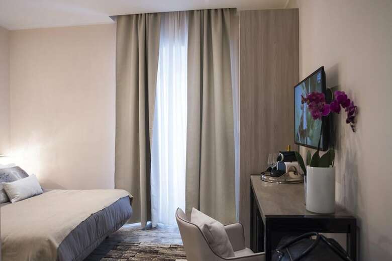 Hotel Colonna 18