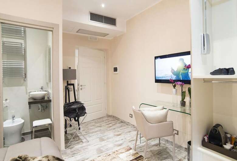 Hotel Colonna 18