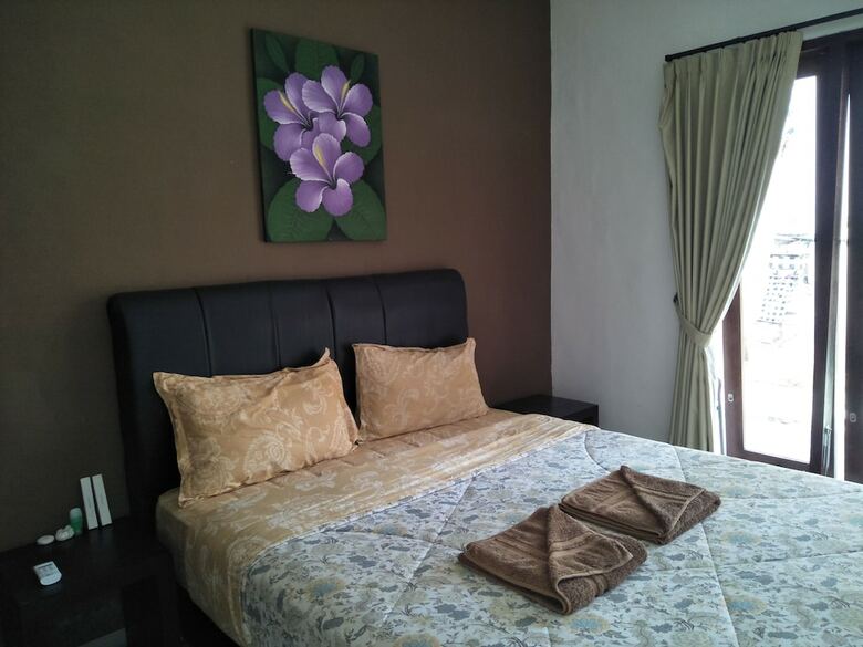 Hotel Tombong Limo Homestay