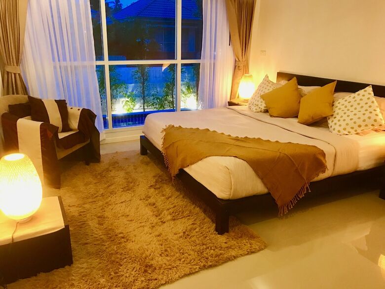 Villa 2 Bedroom Luxury House Near Beach