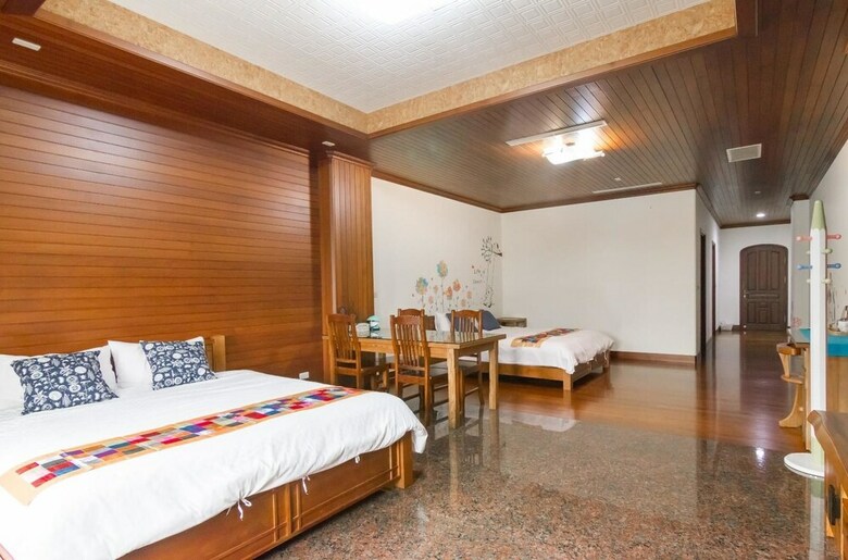 Bed & Breakfast Yi Home