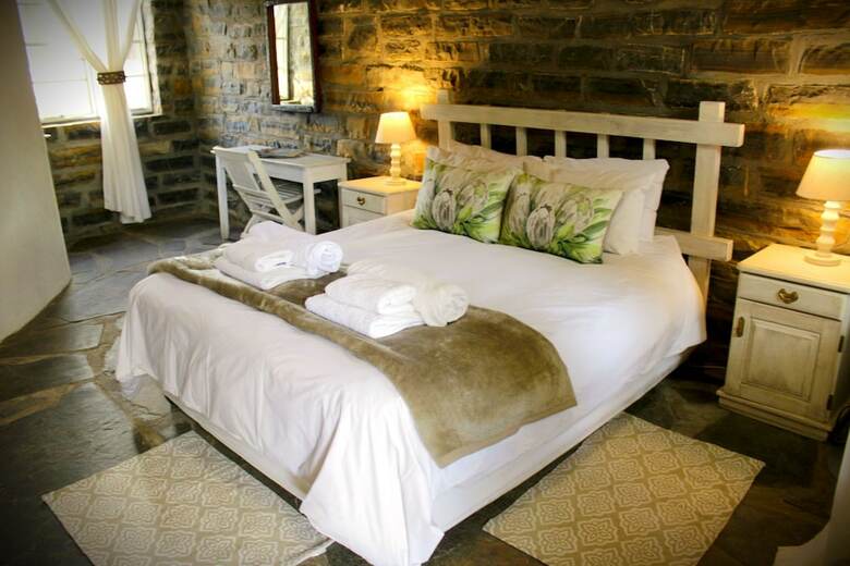 Hotel Neuras Wine & Wildlife Estate