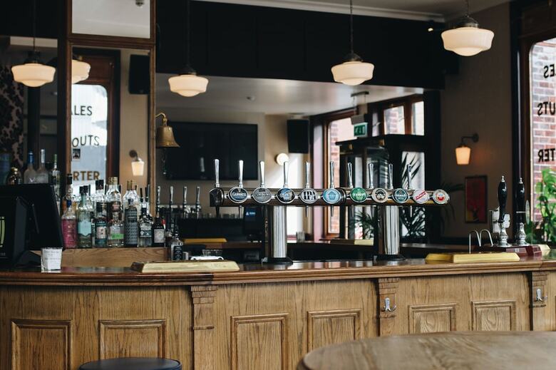 Camden Enterprise Hotel