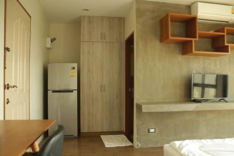 Hotel The Residence Thepkanjana