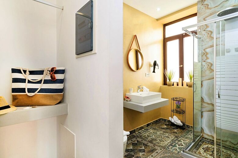 Hotel Diamond Luxury Suites