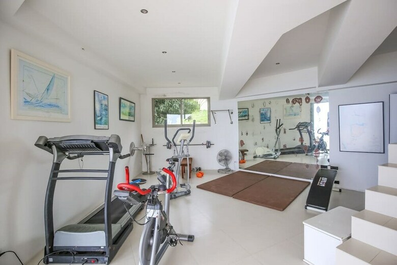 5 Bedroom Seaview Villa Bang Por